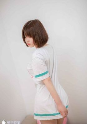 40岁的寡妇