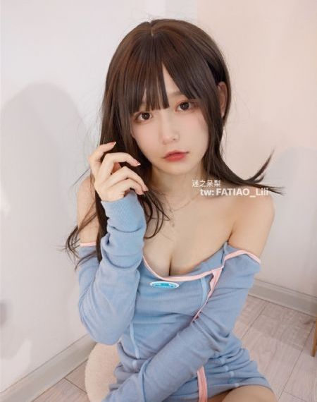变成黑皮辣妹和朋友做 了梦