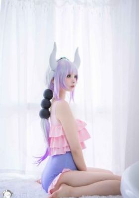 手指挑弄花蒂gl