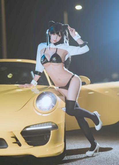 年轻的女教师2中文字