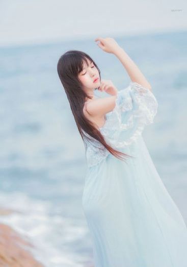 鬼剧院之惊青艳女郎
