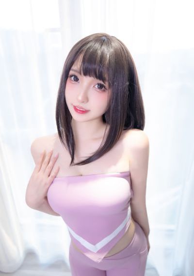 闭店后只有我们两个人的沙龙