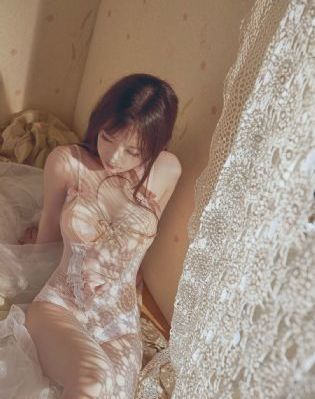 亚洲精品水蜜桃