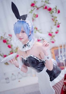 《汽车维修站》尹律